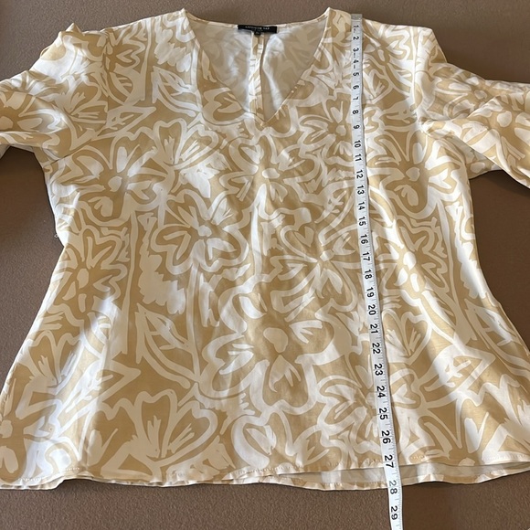LAFAYETTE 148 NEW YORK Astley Light Garden Print Blouse - XL - Picture 9 of 11